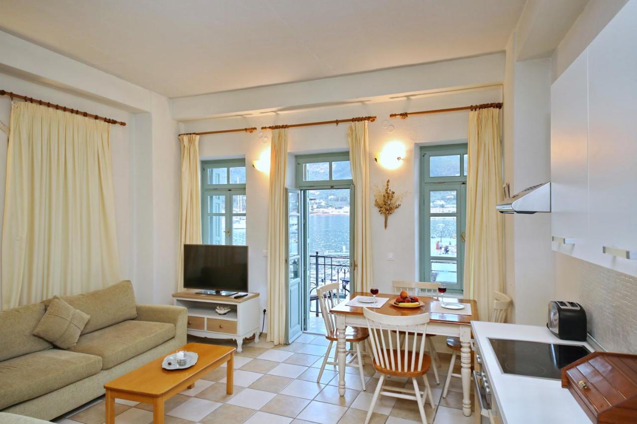 Faros Coastal Apartments Szkópelosz Kültér fotó