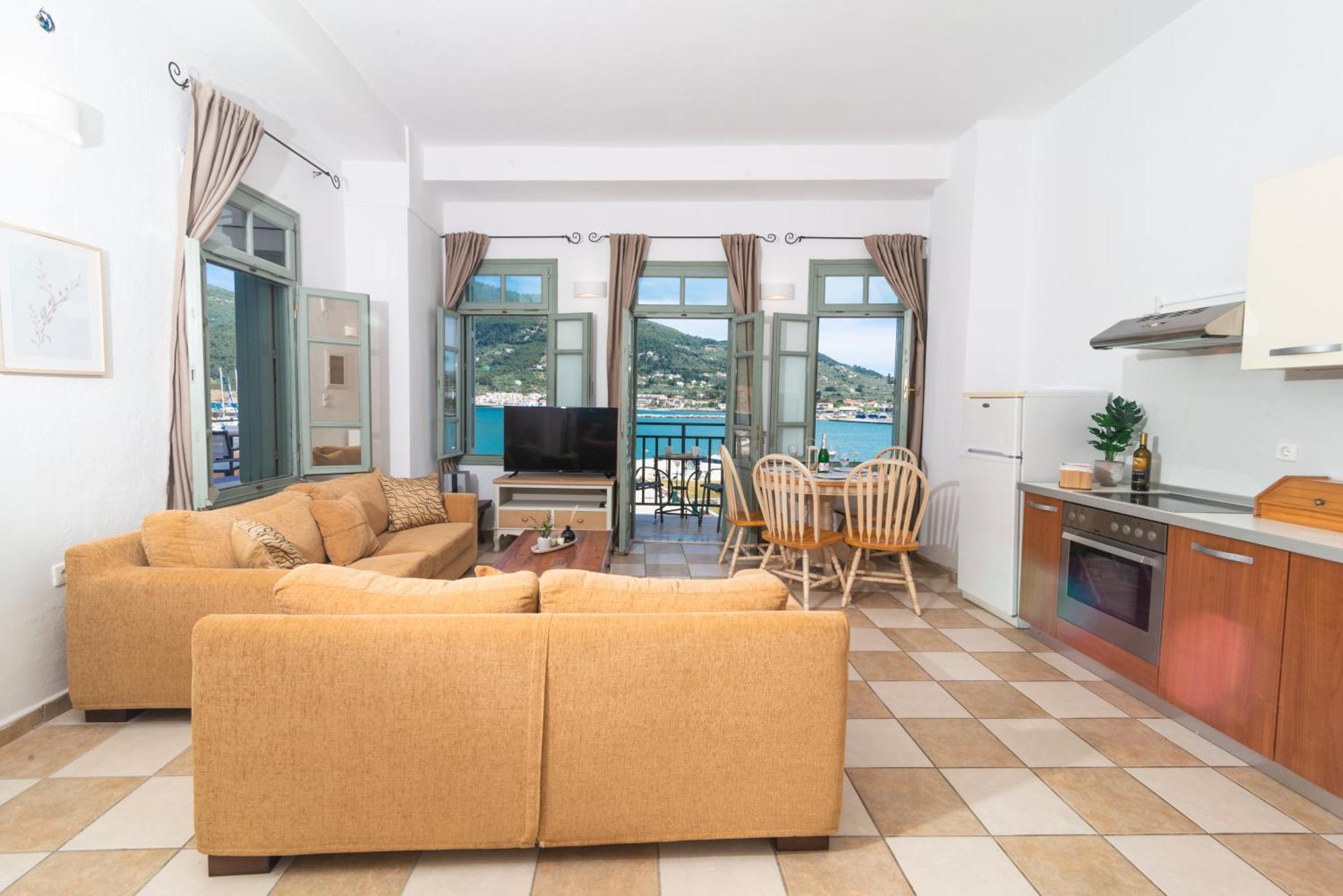 Faros Coastal Apartments Szkópelosz Kültér fotó