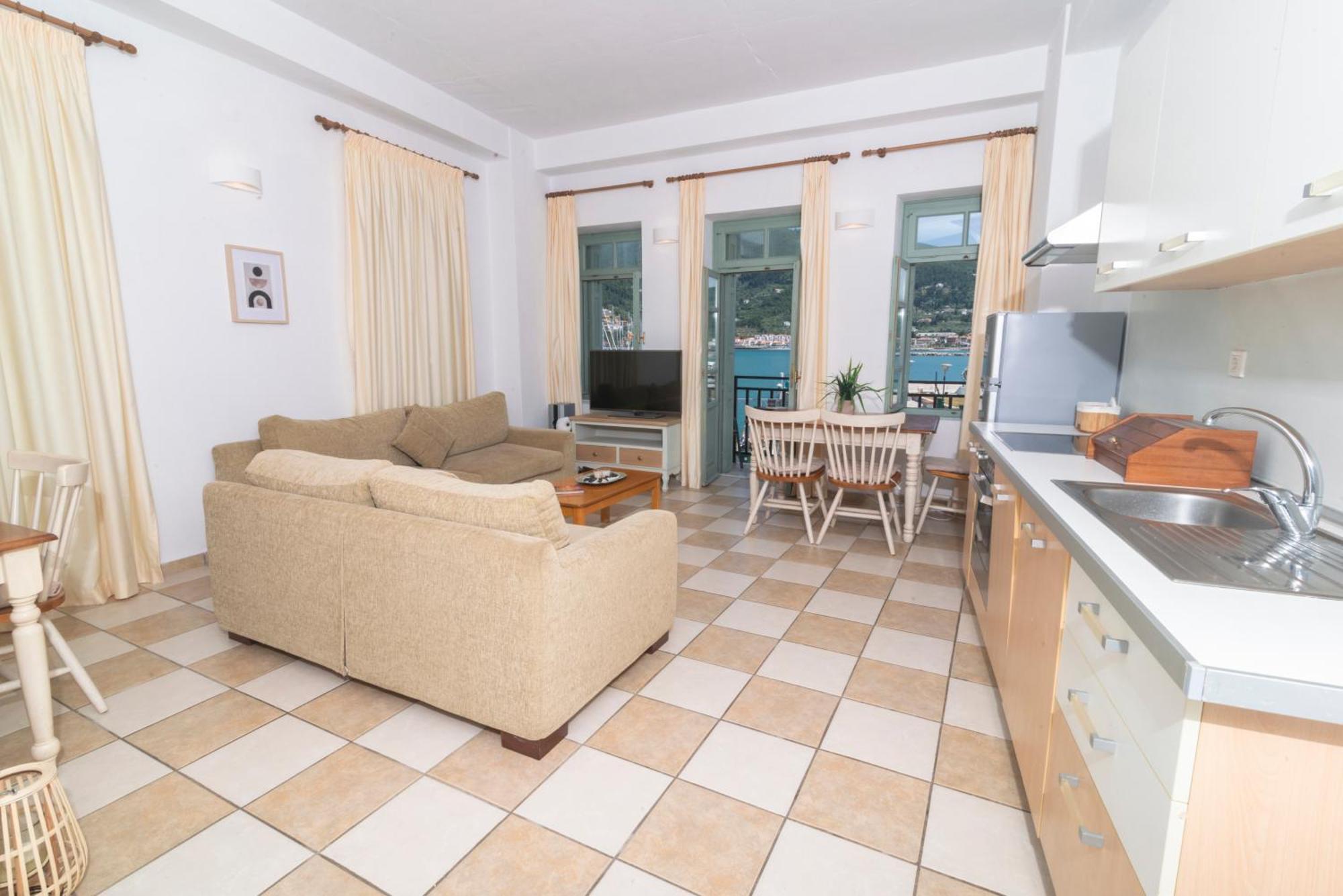 Faros Coastal Apartments Szkópelosz Kültér fotó