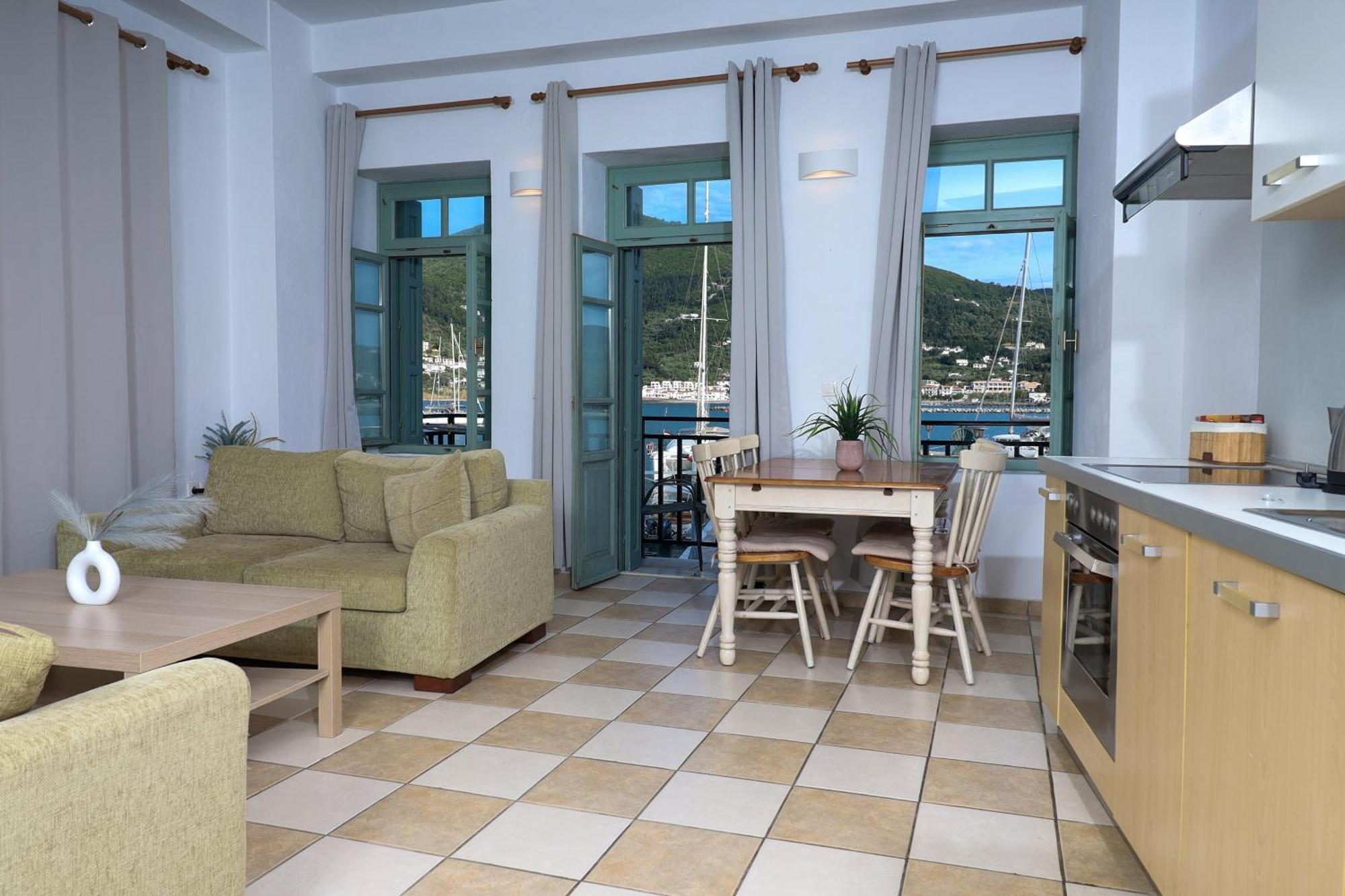 Faros Coastal Apartments Szkópelosz Kültér fotó